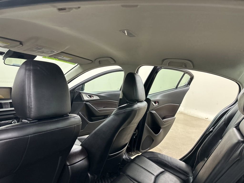 2017 Mazda Mazda3 4-Door Touring