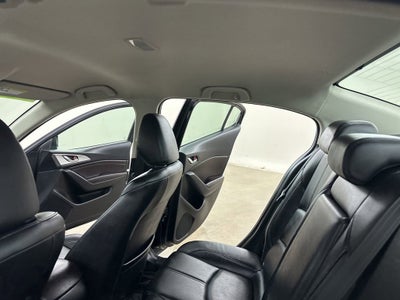 2017 Mazda Mazda3 4-Door Touring