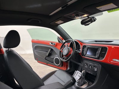 2016 Volkswagen Beetle 1.8T SE