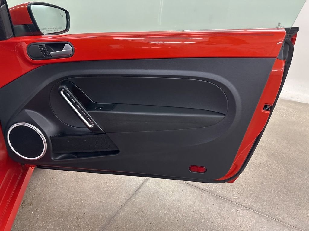 2016 Volkswagen Beetle 1.8T SE