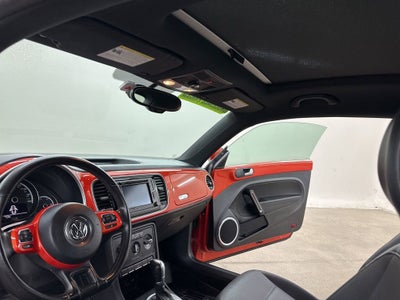 2016 Volkswagen Beetle 1.8T SE