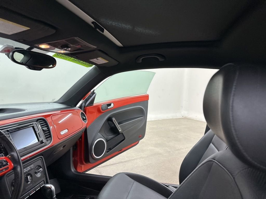 2016 Volkswagen Beetle 1.8T SE