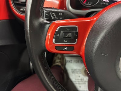 2016 Volkswagen Beetle 1.8T SE