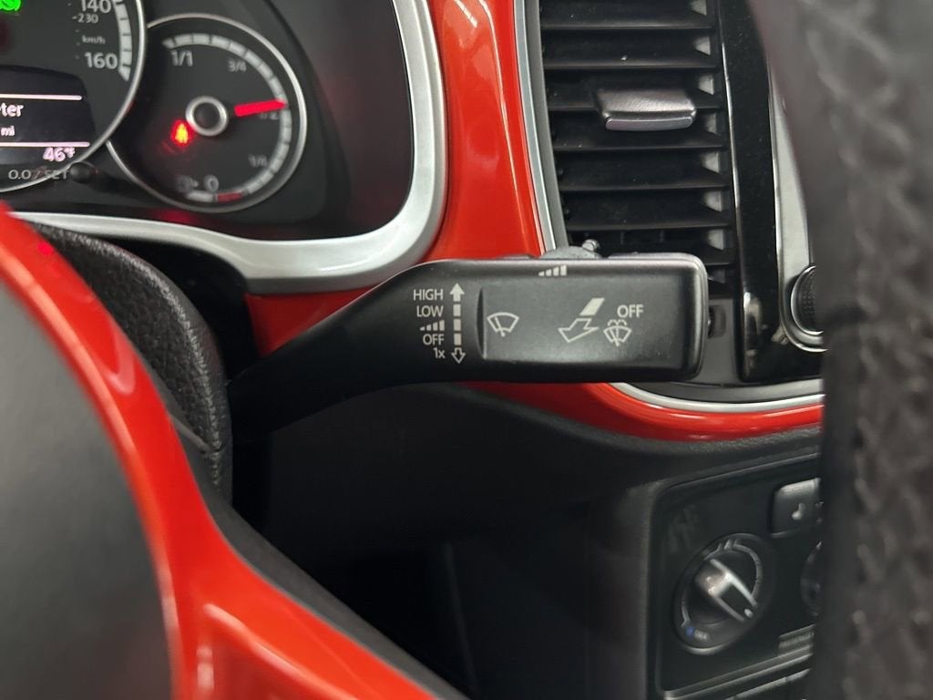 2016 Volkswagen Beetle 1.8T SE