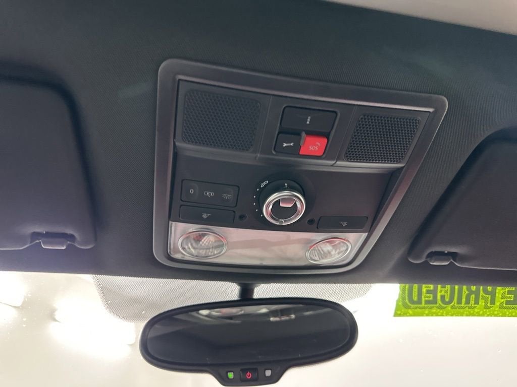 2016 Volkswagen Beetle 1.8T SE