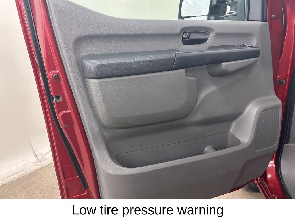 2020 Nissan NV Passenger NV3500 HD SL