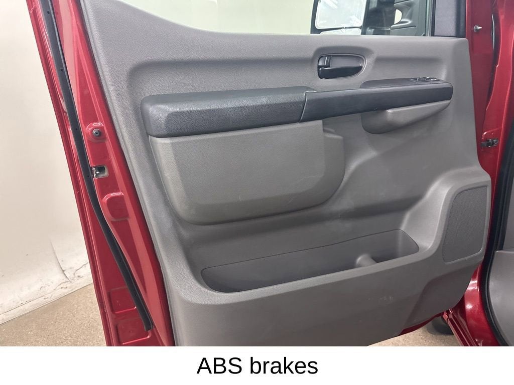 2020 Nissan NV Passenger NV3500 HD SL