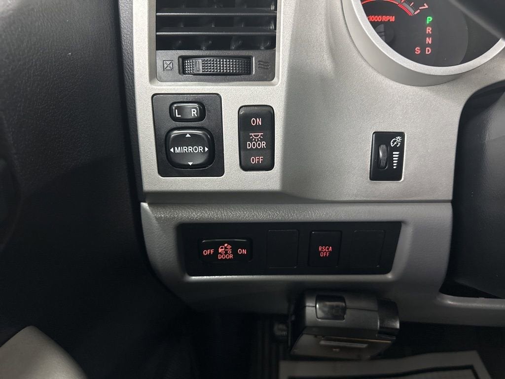 2008 Toyota Tundra 4WD Truck SR5