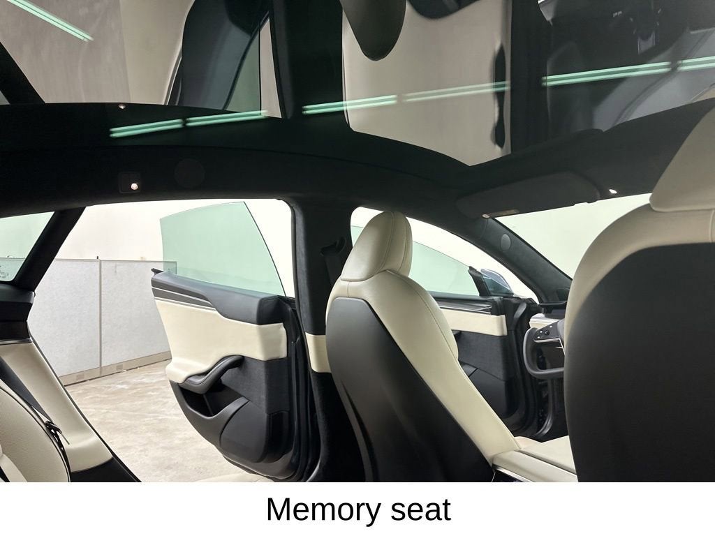 2021 Tesla Model S Plaid