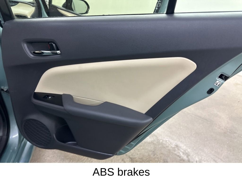 2017 Toyota Prius Two