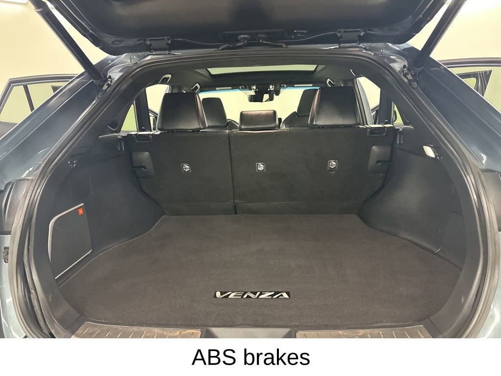 2021 Toyota Venza LE