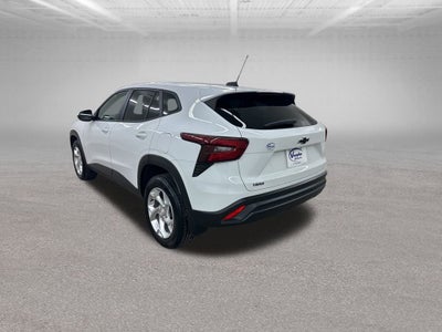 2025 Chevrolet Trax LS