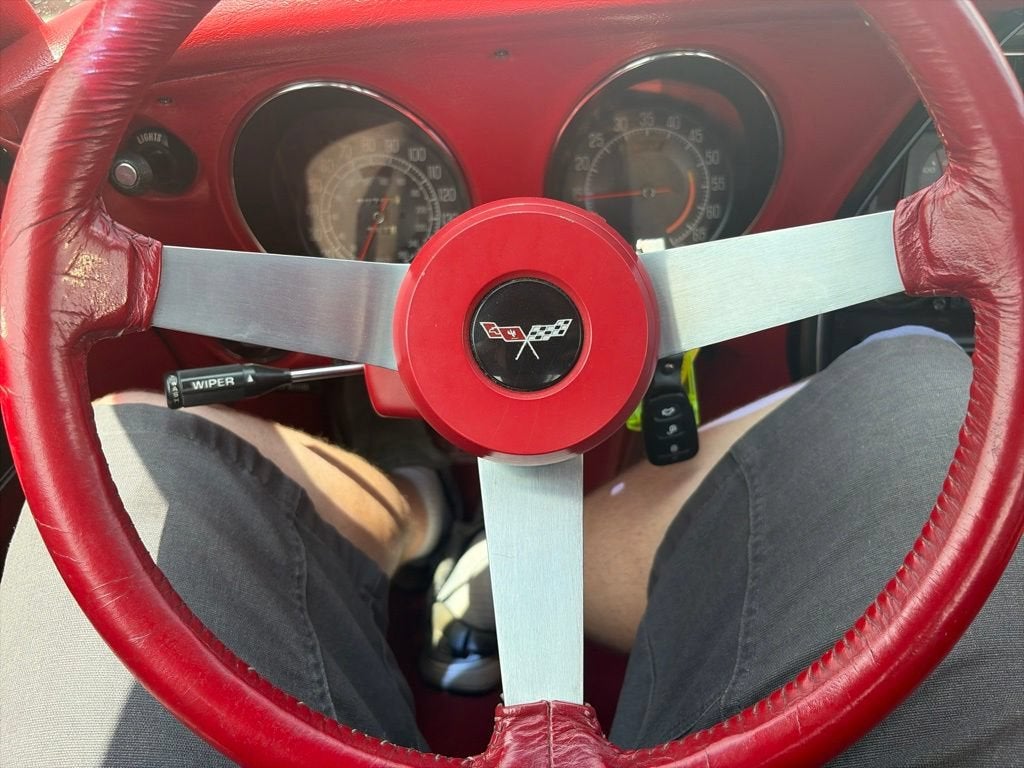 1977 CHEV CORV NA