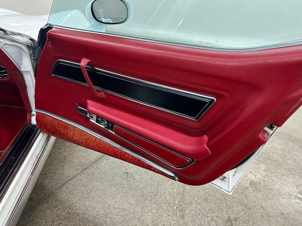 1977 Chevrolet Corvette Base