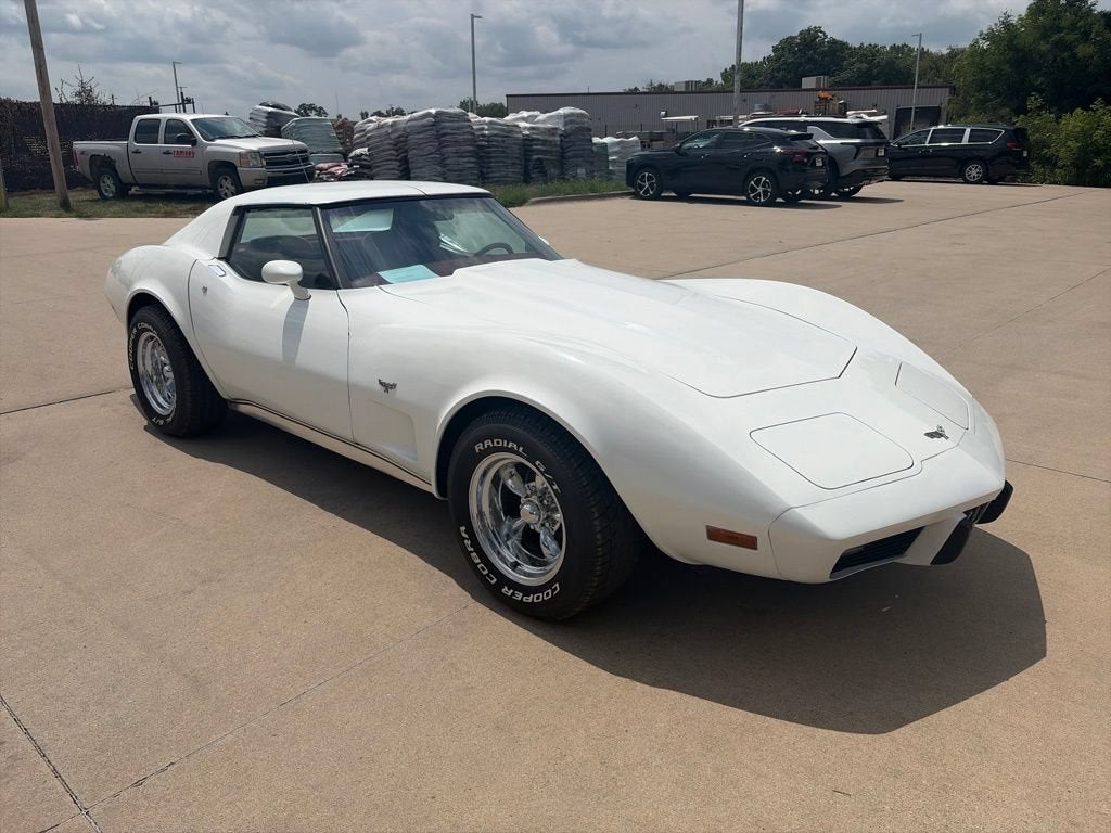 1977 CHEV CORV NA
