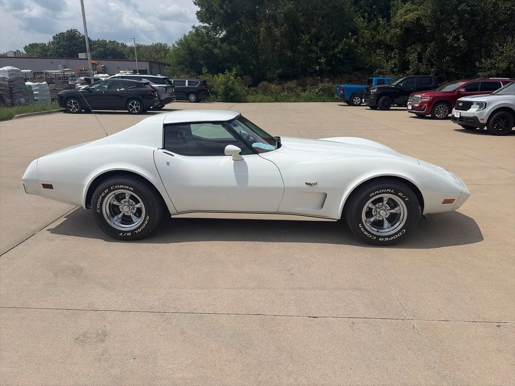1977 CHEV CORV NA