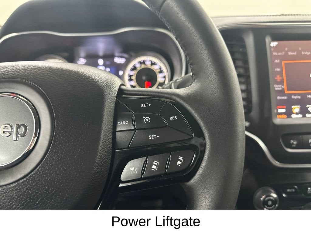 2023 Jeep Cherokee Altitude Lux