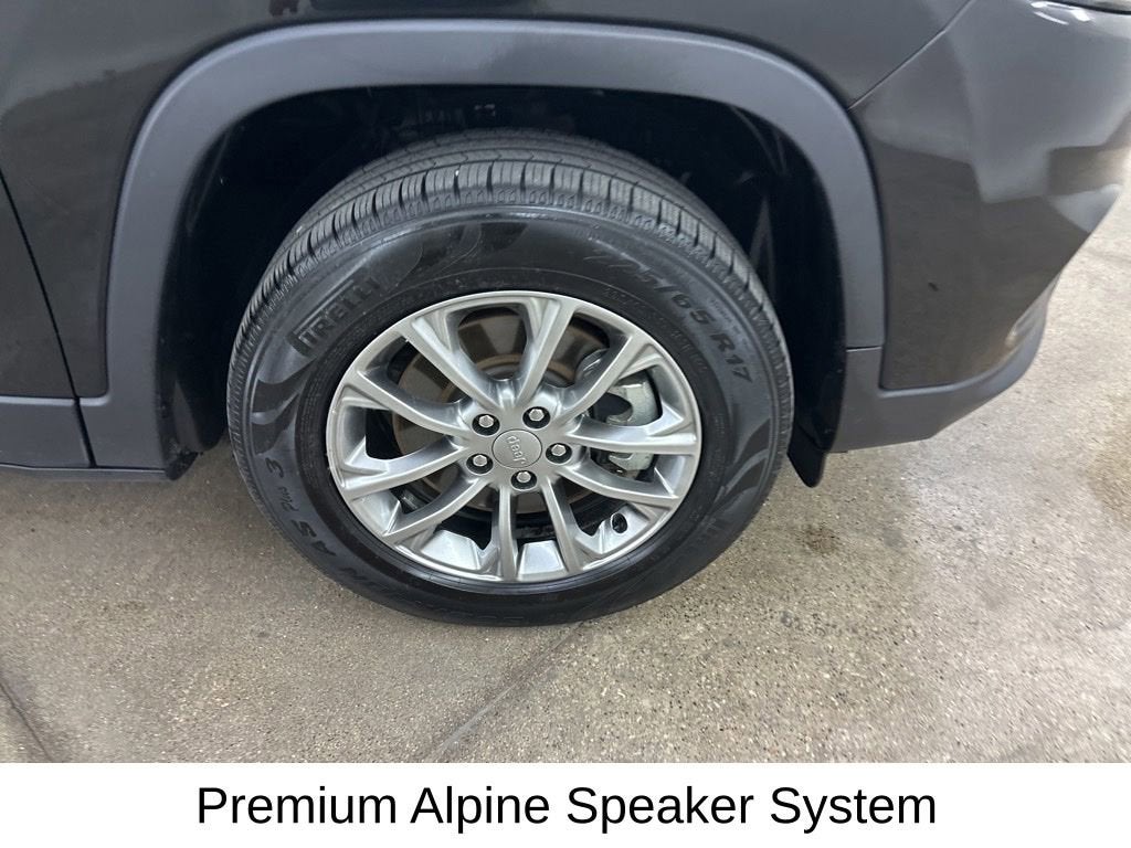 2022 Jeep Cherokee Latitude Lux