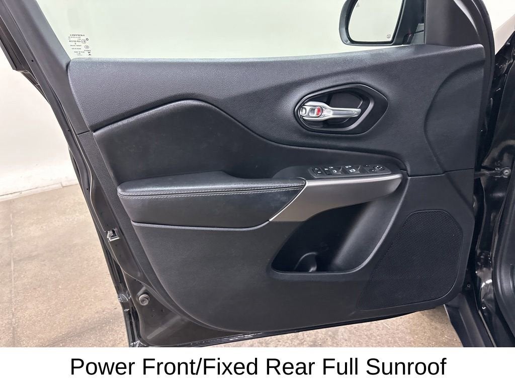2022 Jeep Cherokee Latitude Lux