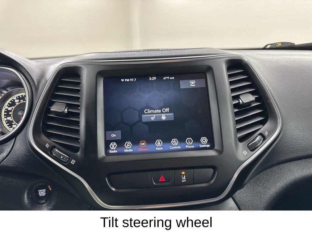 2022 Jeep Cherokee Latitude Lux