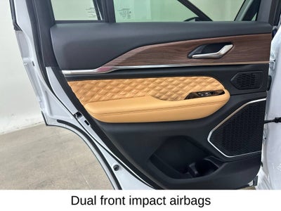 2023 Jeep Grand Cherokee Summit