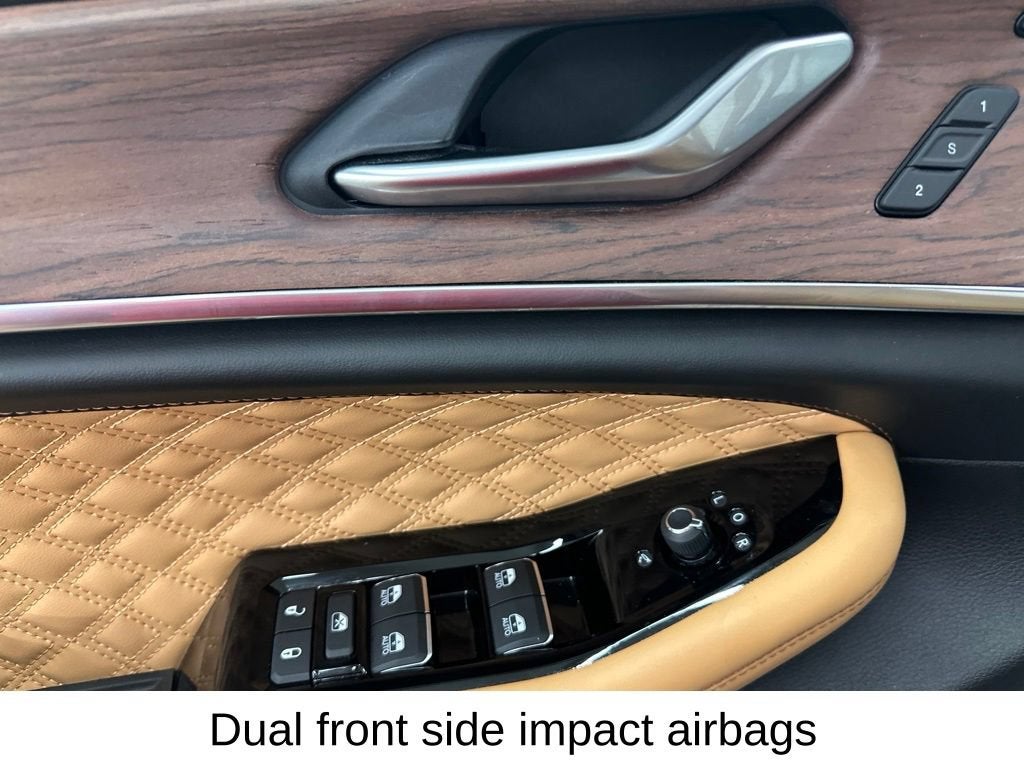 2023 Jeep Grand Cherokee Summit