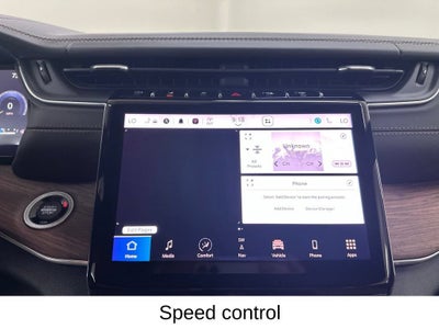 2023 Jeep Grand Cherokee Summit