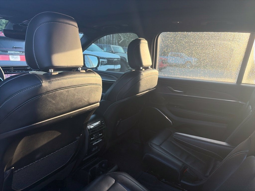 2024 Jeep Grand Cherokee L Overland
