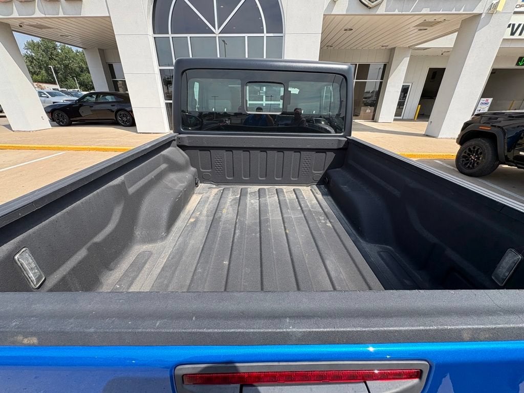 2023 Jeep Gladiator Sport