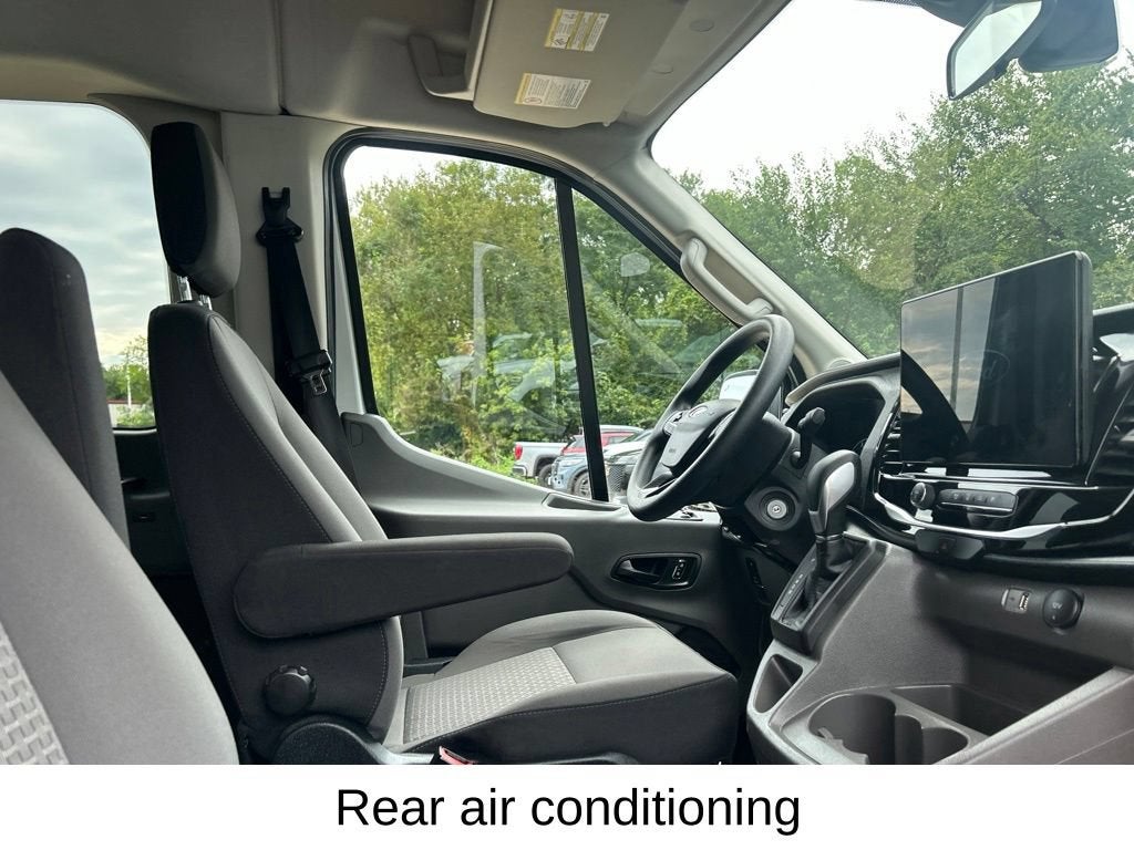 2025 Ford Transit Passenger Wagon XL