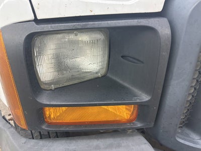 2006 Ford Super Duty F-350 DRW XL