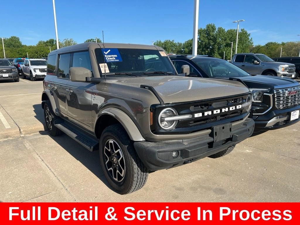 2025 Ford Bronco Outer Banks