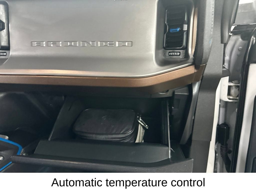 2023 Ford Bronco Base