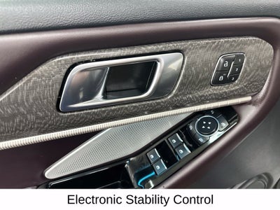 2025 Ford Explorer Platinum
