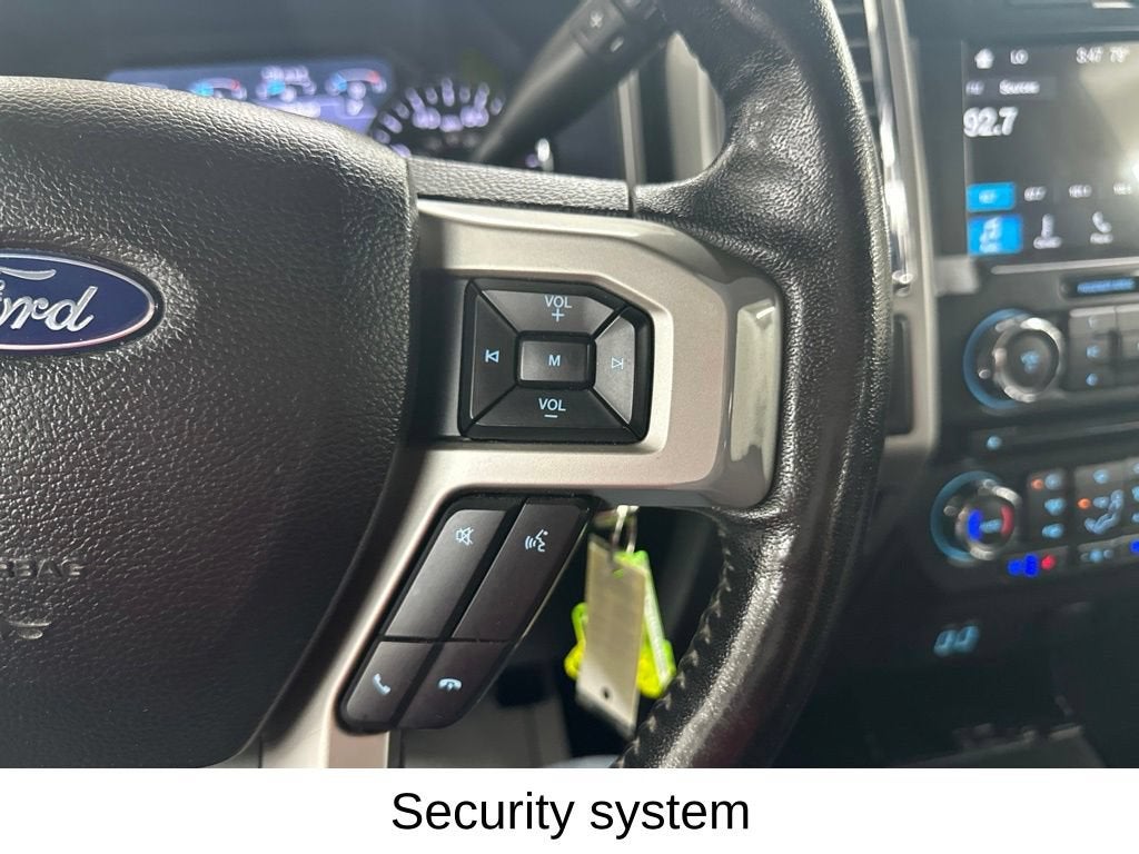 2017 Ford Super Duty F-250 SRW Lariat
