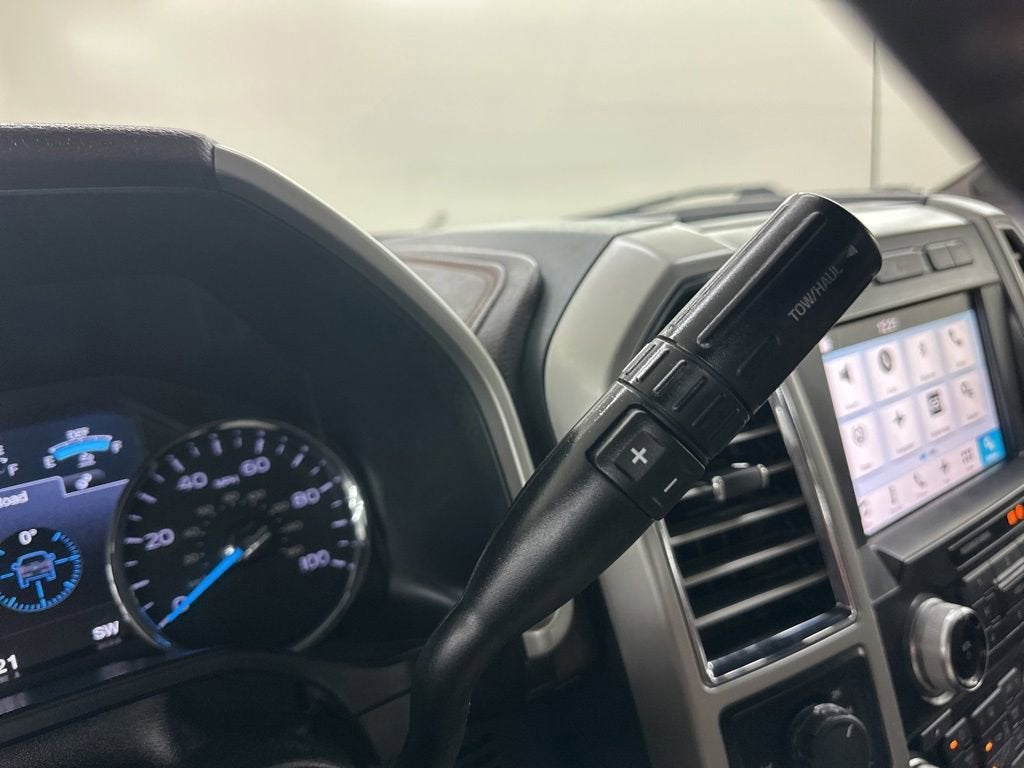 2017 Ford Super Duty F-350 SRW Platinum