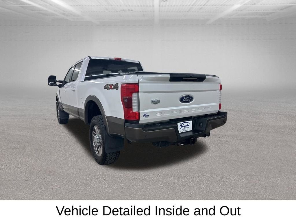 2017 Ford Super Duty F-350 SRW Platinum
