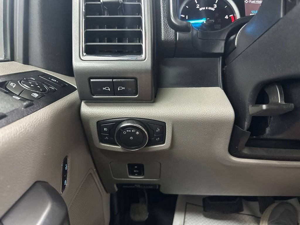 2018 Ford Super Duty F-350 SRW XL