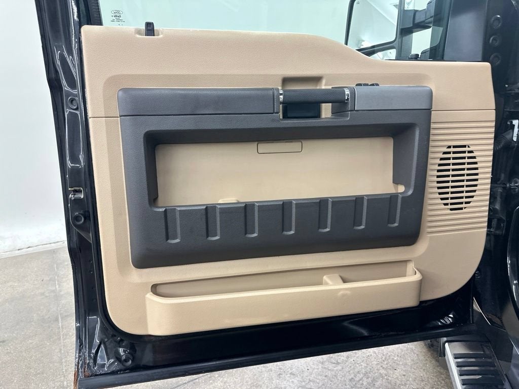 2012 Ford Super Duty F-350 SRW XL