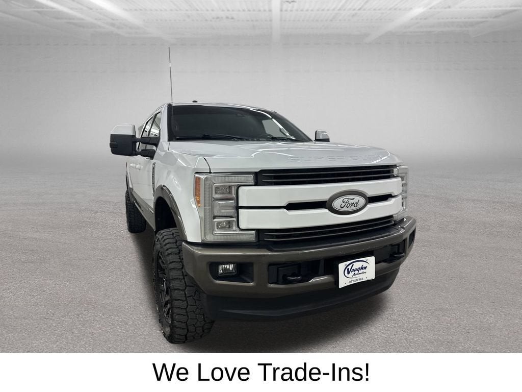 2017 Ford Super Duty F-350 SRW Platinum