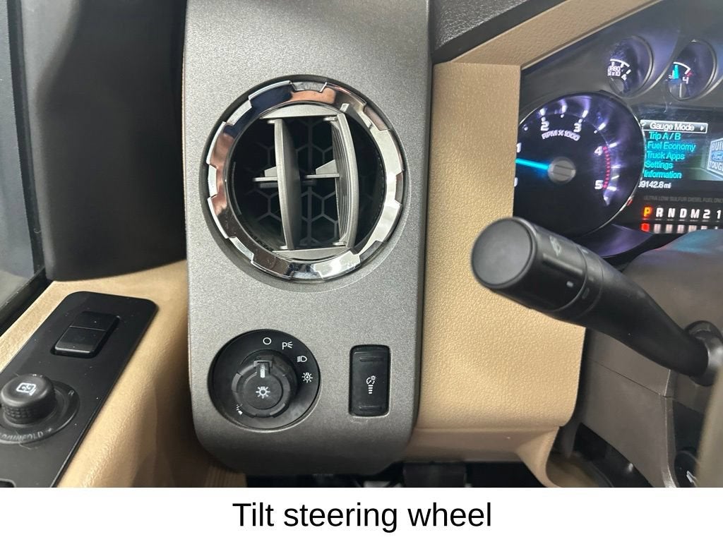 2011 Ford Super Duty F-350 DRW XL