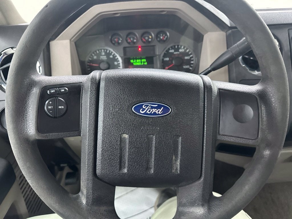 2009 Ford Super Duty F-250 SRW XL