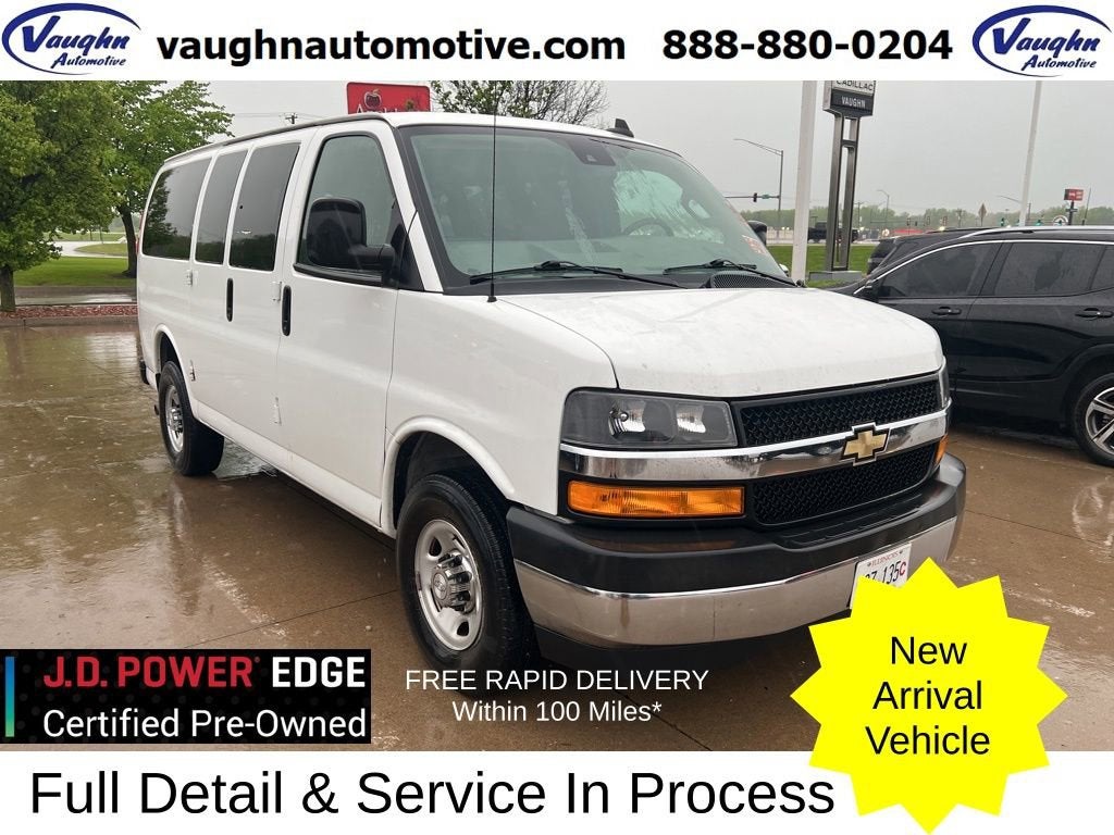 2019 Chevrolet Express Passenger 3500 LT