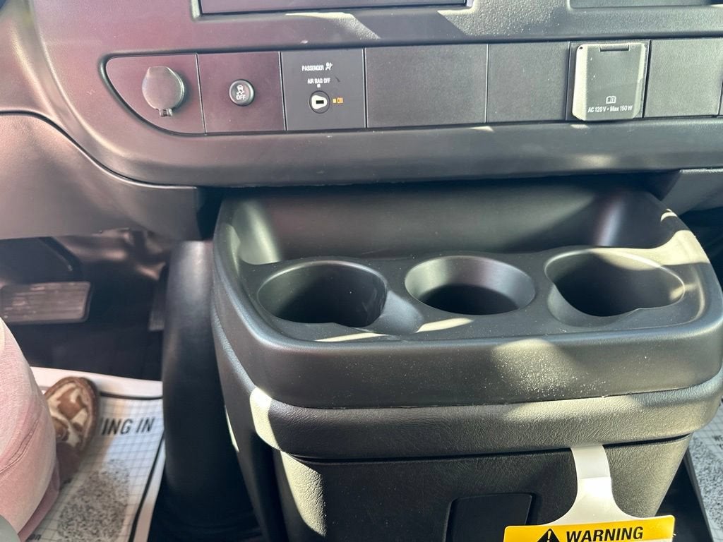2026 Chevrolet Express Cargo WT