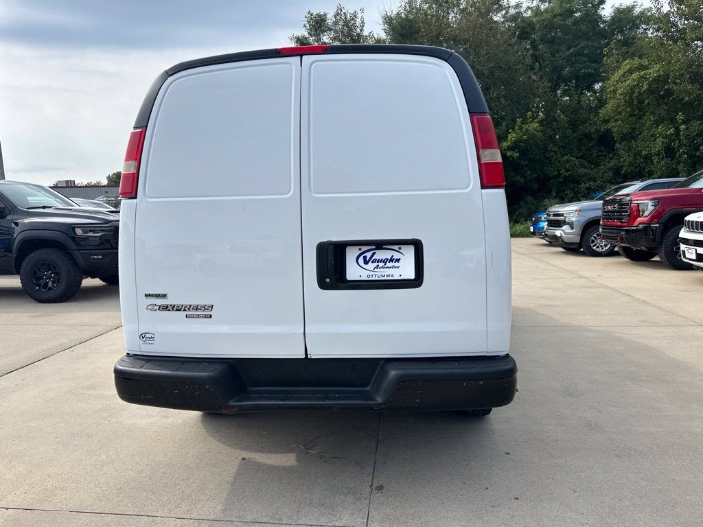 2011 Chevrolet Express Cargo 3500 Work Van