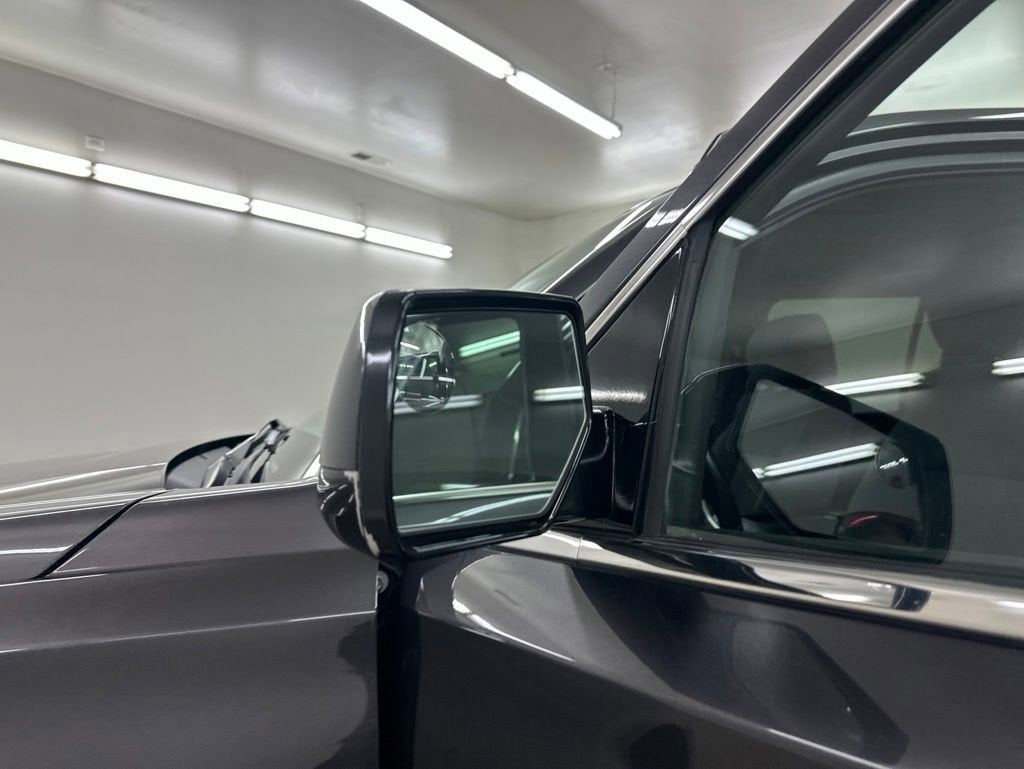 2017 GMC Yukon XL SLE