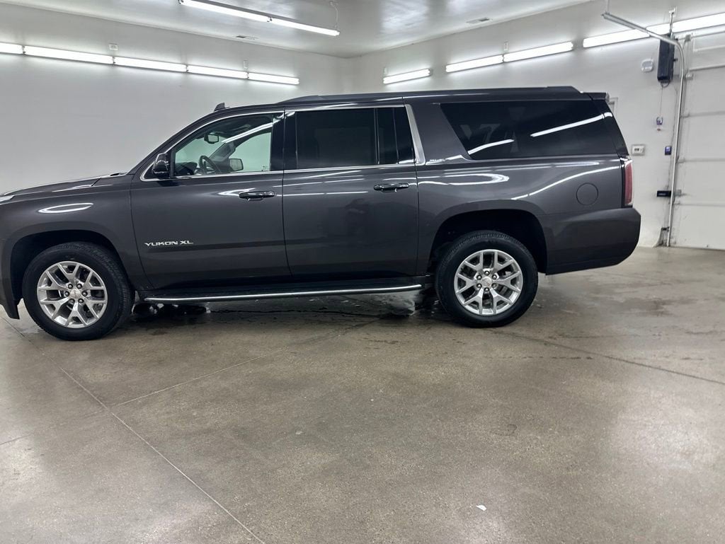2017 GMC Yukon XL SLE