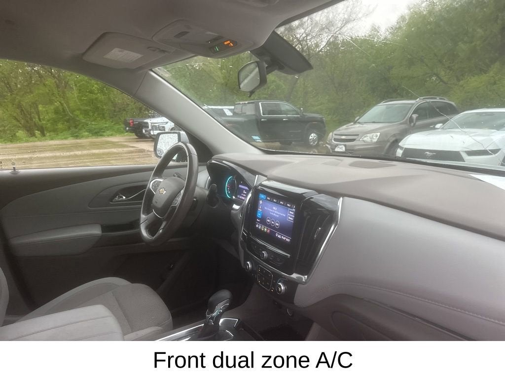 2021 Chevrolet Traverse LT Cloth