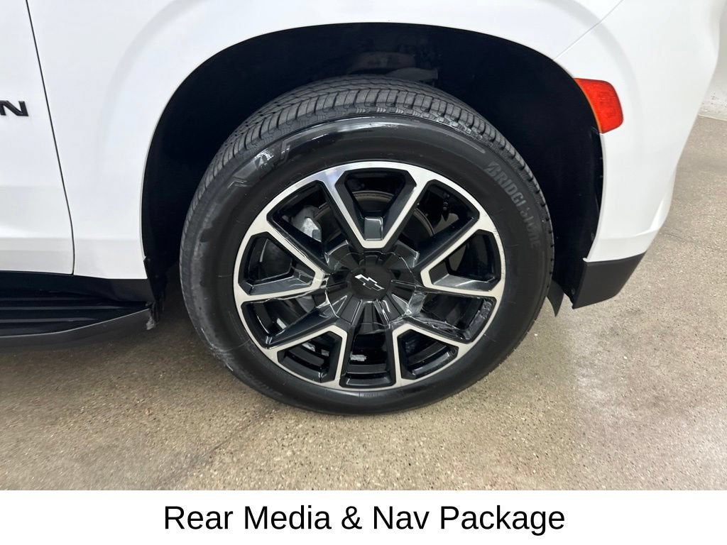 2021 Chevrolet Suburban RST