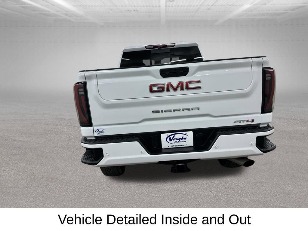 2025 GMC Sierra 2500 HD AT4